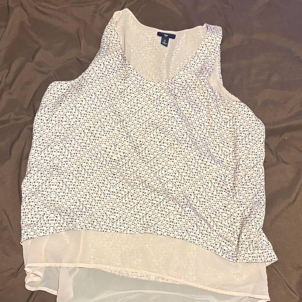 GAP Cream and Black Sleeveless Blouse